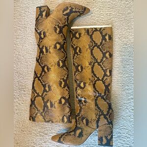 Loeffler Randall Sarina Boot